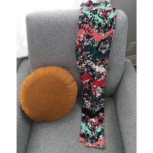 Lularoe OS leggings!